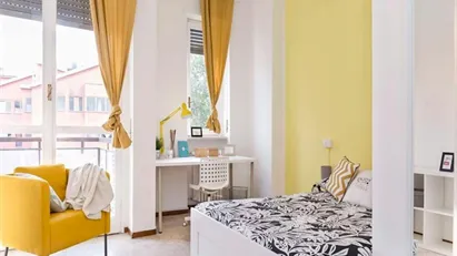 Room for rent in Buccinasco, Lombardia