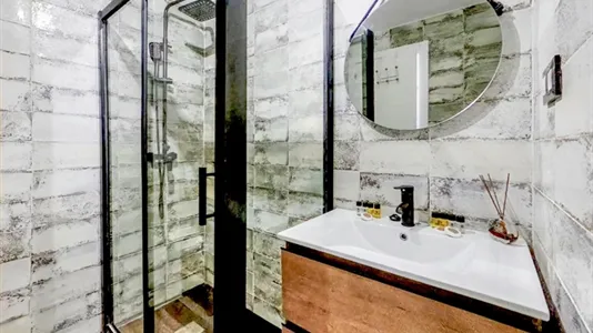 Apartments in Madrid Chamberí - photo 9