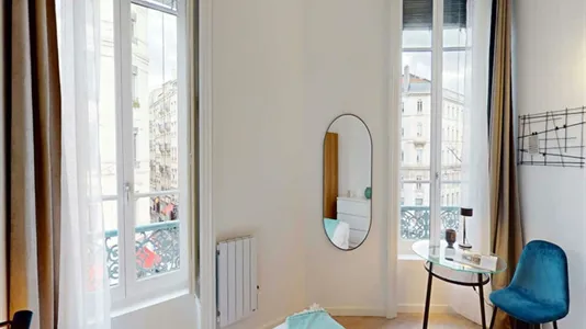 Rooms in Lyon - photo 4