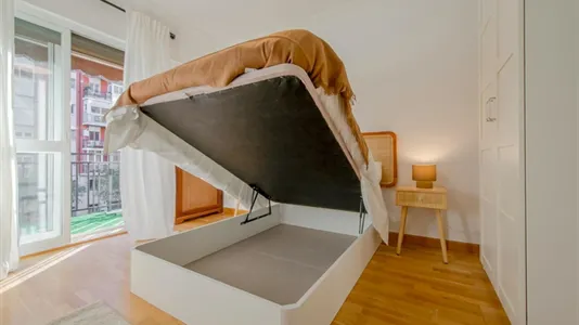 Rooms in Madrid ChamartĂn - photo 4