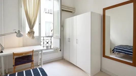 Rooms in Madrid Centro - photo 5