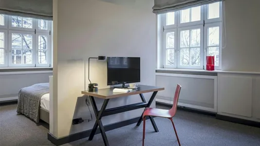 Apartments in Hamburg Nord - photo 4