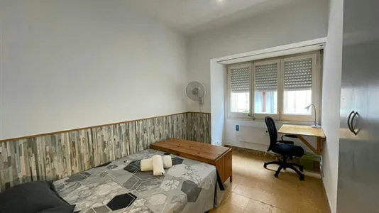 Rooms in Barcelona Gràcia - photo 3