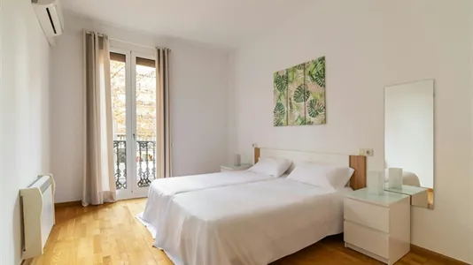 Apartments in Barcelona Eixample - photo 7