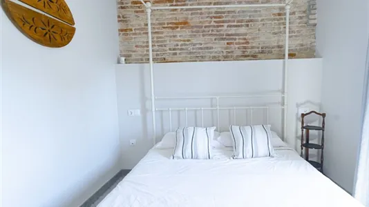 Rooms in Barcelona Gràcia - photo 9