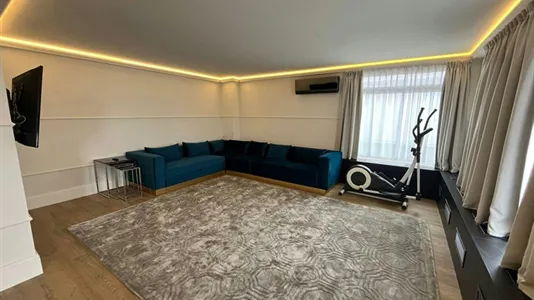 Apartments in Berlin Charlottenburg-Wilmersdorf - photo 3