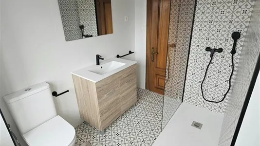 Rooms in Oviedo - photo 4