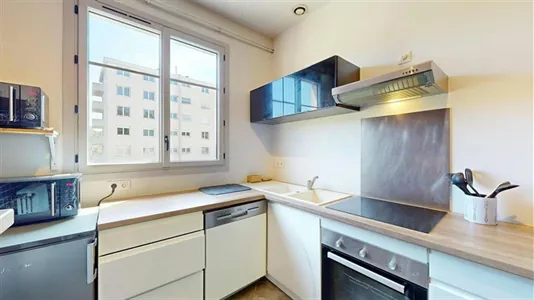 Rooms in Poitiers - photo 9