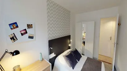 Room for rent in Nanterre, Île-de-France