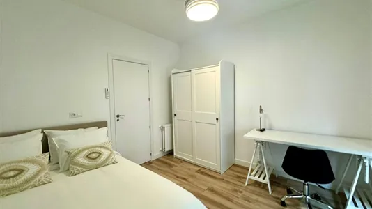 Rooms in Madrid Retiro - photo 8