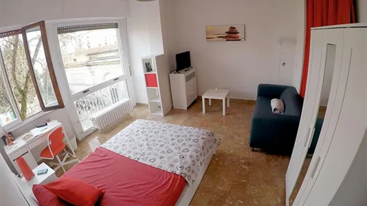 Rooms in Florence - photo 1