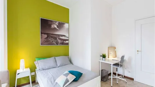 Rooms in Buccinasco - photo 1