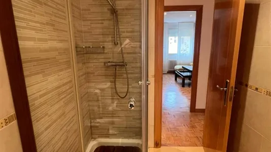 Rooms in Burgos - photo 9