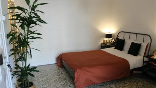 Rooms in Barcelona Eixample - photo 1