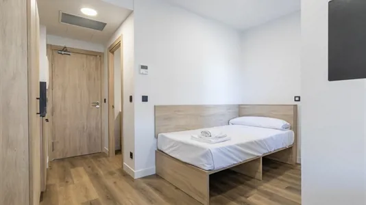 Apartments in Madrid Moncloa-Aravaca - photo 1
