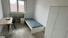 Room for rent, Ebersberg, Bayern, &lt;span class=&quot;blurred street&quot; onclick=&quot;ProcessAdRequest(14443070)&quot;&gt;&lt;span class=&quot;hint&quot;&gt;See streetname&lt;/span&gt;[xxxxxxxxxxxxx]&lt;/span&gt;