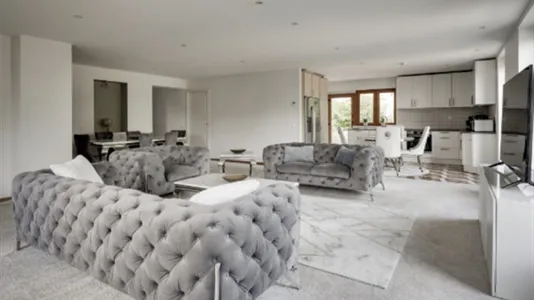 Apartments in Askim-Frölunda-Högsbo - photo 1