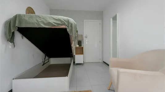 Rooms in Madrid Fuencarral-El Pardo - photo 5