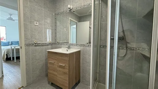 Rooms in Madrid Ciudad Lineal - photo 9