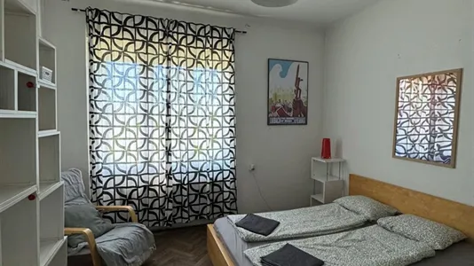 Rooms in Besnica - photo 1