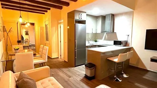 Apartments in Barcelona Eixample - photo 2
