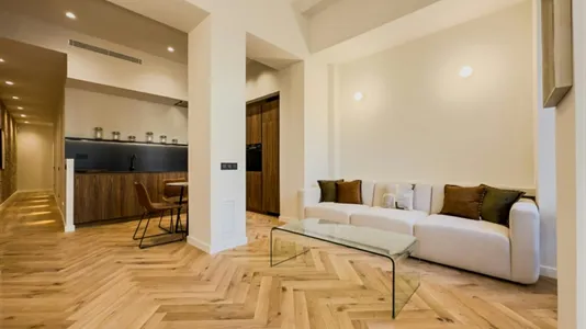 Apartments in Barcelona Eixample - photo 5