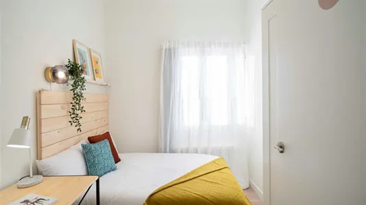 Rooms in Madrid Chamberí - photo 3