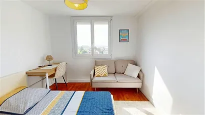 Room for rent in Dijon, Bourgogne-Franche-Comté