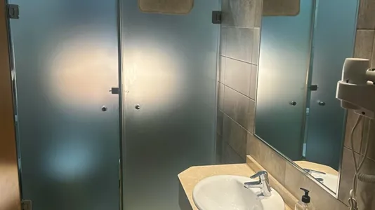 Rooms in León - photo 8