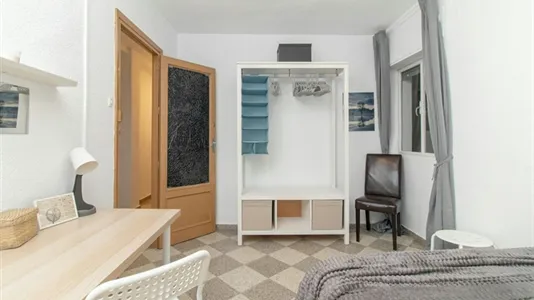 Rooms in Granada - photo 2