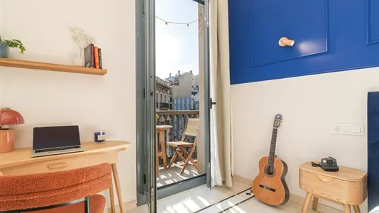 Rooms in Barcelona Eixample - photo 6