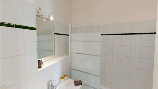 Rooms in Lyon - photo 8