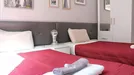 Room for rent, Porto (Distrito), &lt;span class=&quot;blurred street&quot; onclick=&quot;ProcessAdRequest(14088810)&quot;&gt;&lt;span class=&quot;hint&quot;&gt;See streetname&lt;/span&gt;[xxxxxxxxxxxxx]&lt;/span&gt;