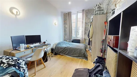 Rooms in Lyon - photo 4