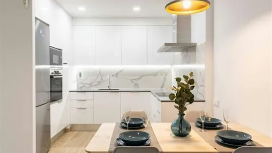 Apartments in Barcelona Eixample - photo 2