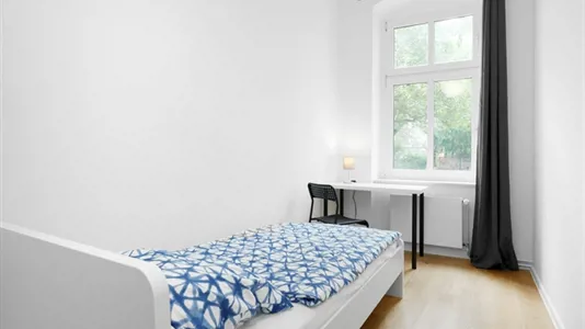 Rooms in Berlin Treptow-Köpenick - photo 2