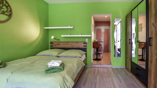 Apartments in Rheinisch-Bergischer Kreis - photo 2