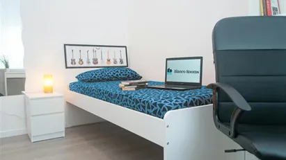 Room for rent in Turin, Piemonte