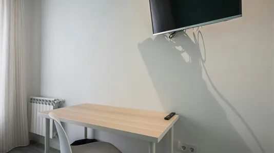 Rooms in Madrid Centro - photo 5