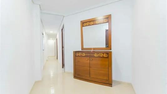 Rooms in Valencia Patraix - photo 3