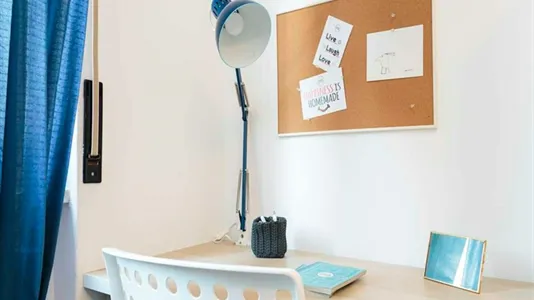 Rooms in Milano Zona 8 - Fiera, Gallaratese, Quarto Oggiaro - photo 8