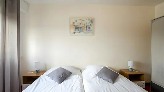 Apartments in Créteil - photo 6