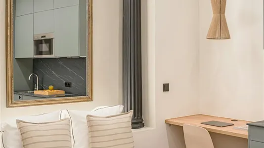 Apartments in Madrid Centro - photo 9