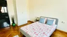 Room for rent, Milano Zona 8 - Fiera, Gallaratese, Quarto Oggiaro, Milan, Via Domenichino, Italy