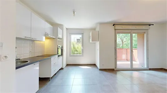 Apartments in Lyon - photo 3