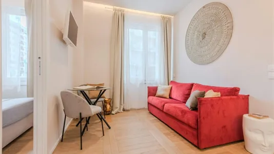 Houses in Milano Zona 2 - Stazione Centrale, Gorla, Turro, Greco, Crescenzago - photo 2