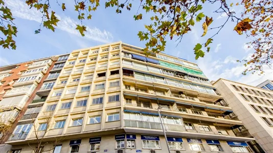 Rooms in Madrid Chamartín - photo 9