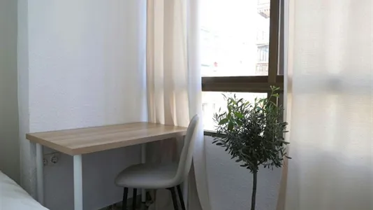 Rooms in Valencia Camins al Grau - photo 1