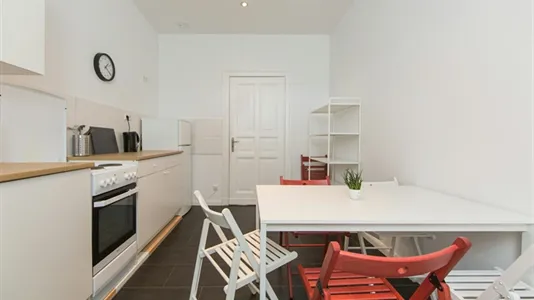 Rooms in Berlin Mitte - photo 9