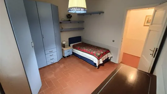 Rooms in Lucca - photo 2